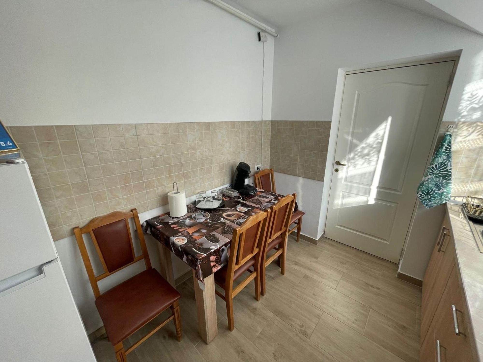 Rebeca Apartament Apartment Lugoj Bagian luar foto